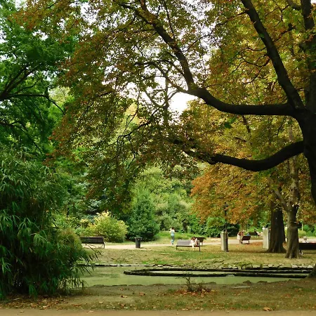 Διαμέρισμα Attic At The Park *